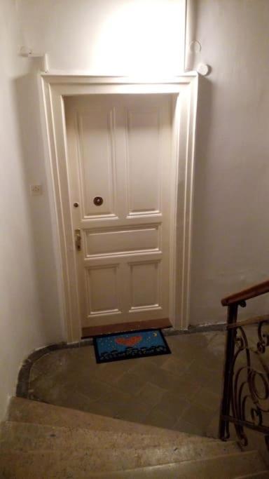 Zagreb Botanical Garden Budget Apartment ภายนอก รูปภาพ