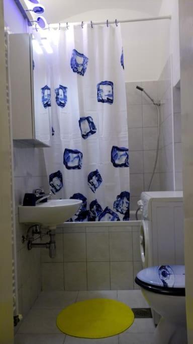 Zagreb Botanical Garden Budget Apartment ภายนอก รูปภาพ