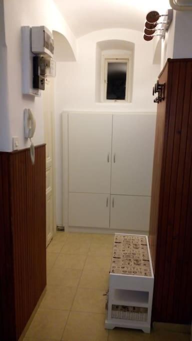Zagreb Botanical Garden Budget Apartment ภายนอก รูปภาพ
