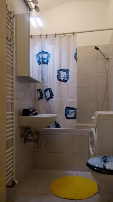 Zagreb Botanical Garden Budget Apartment ภายนอก รูปภาพ